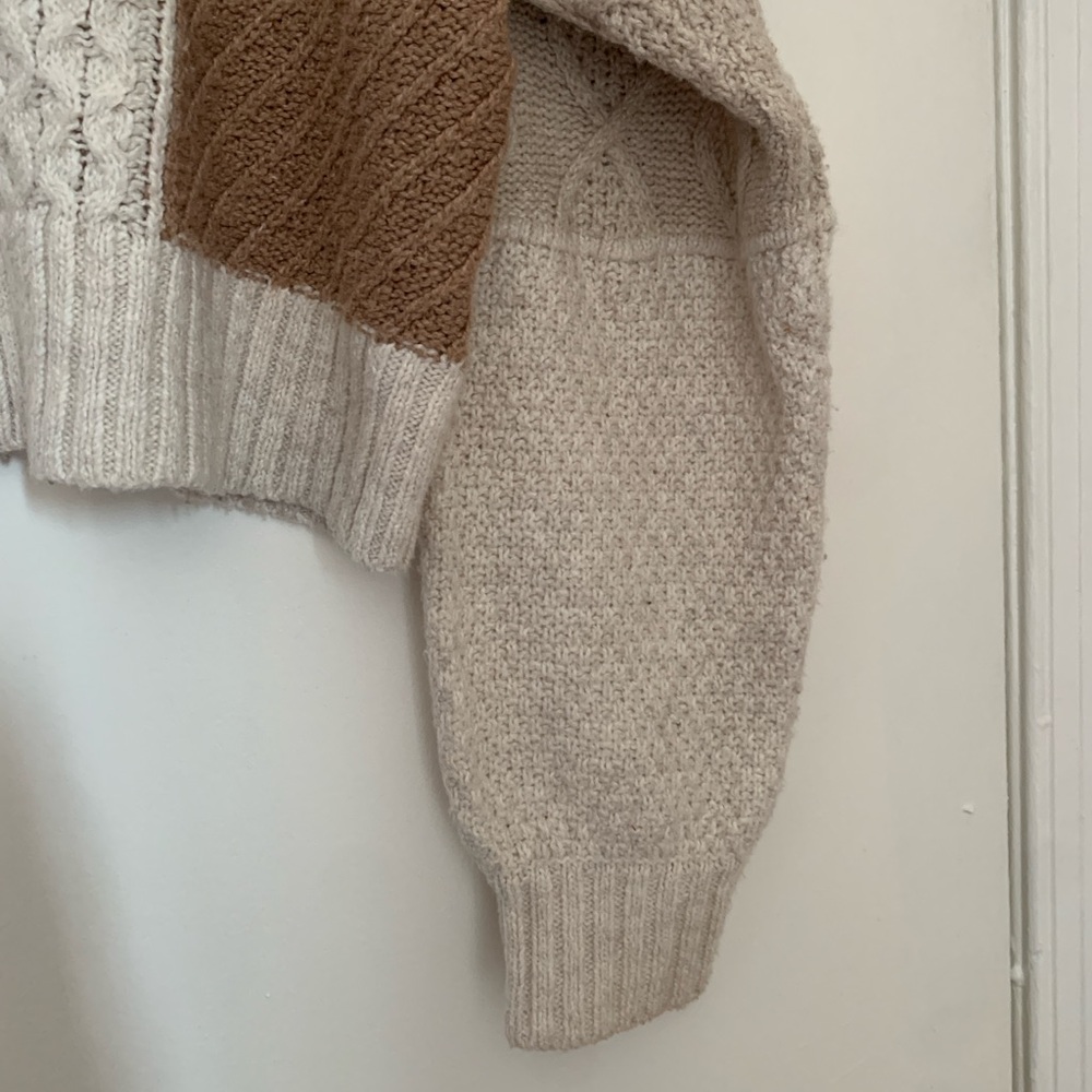 American Eagle Patchwork Cropped Cardigan Size Sm… - image 3